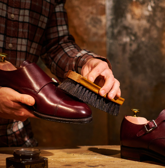 10 Expert Tips for Keeping Your Clothes Looking New